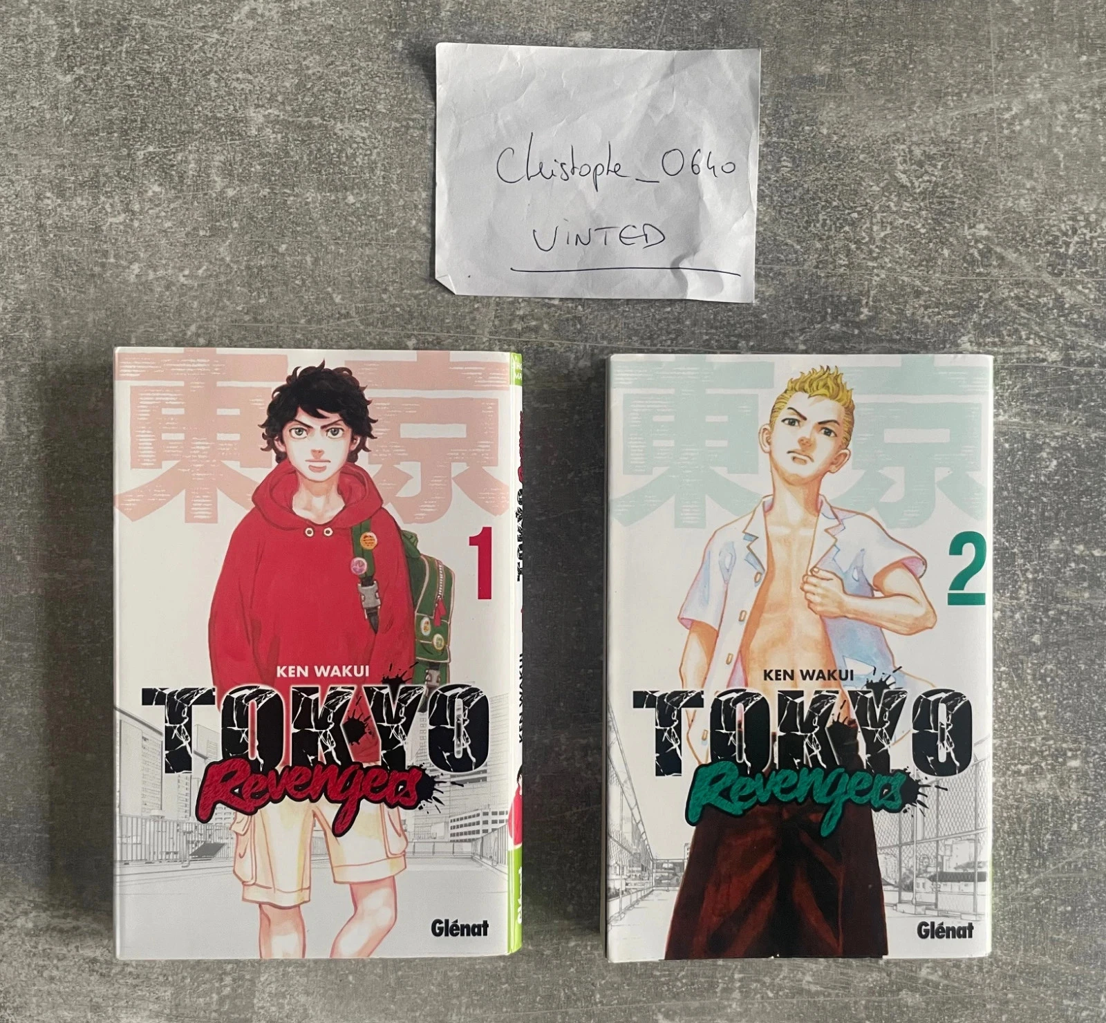 Lot de 2 mangas Tokyo revengers tome 1 et 2 en version française.